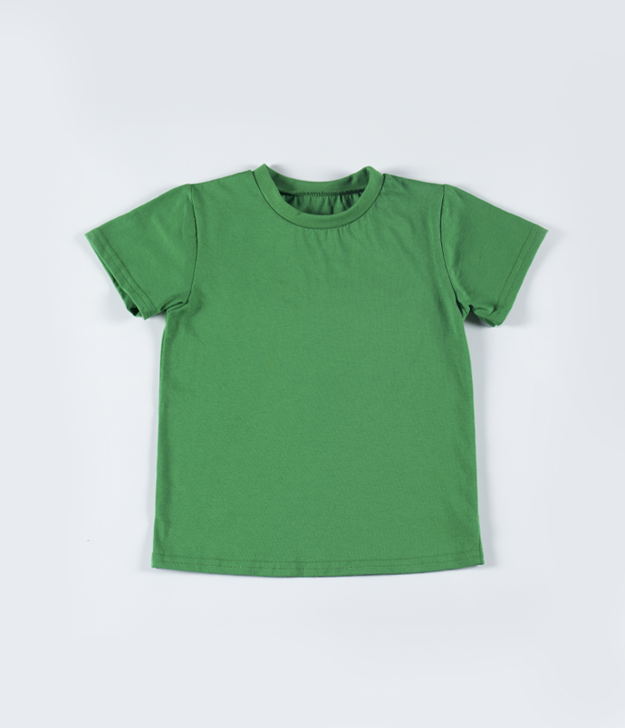 Детская зеленая футболка
