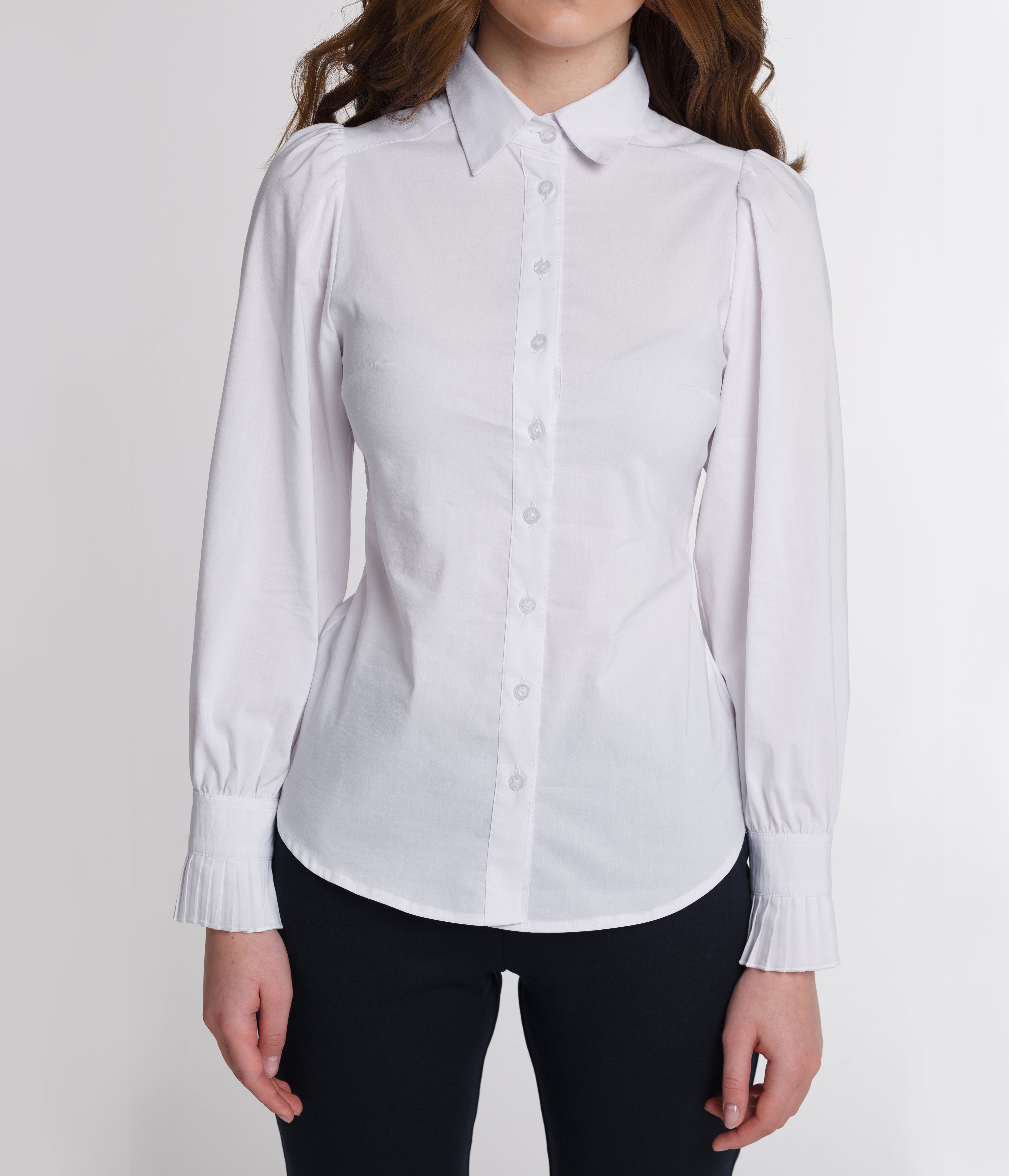 Классичсекая блузка с объёмными рукавами