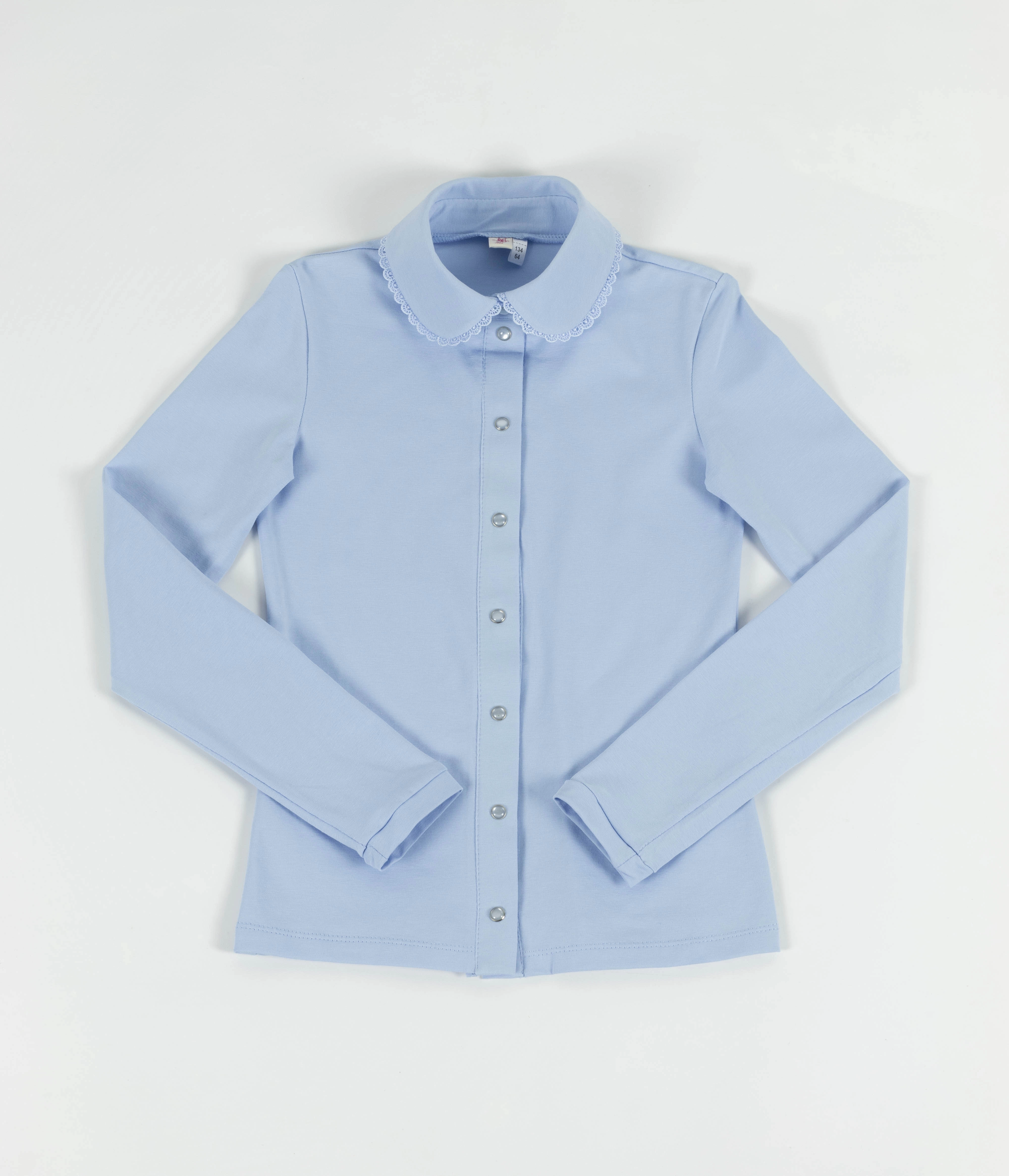 Трикотажная голубая блузка на кнопках