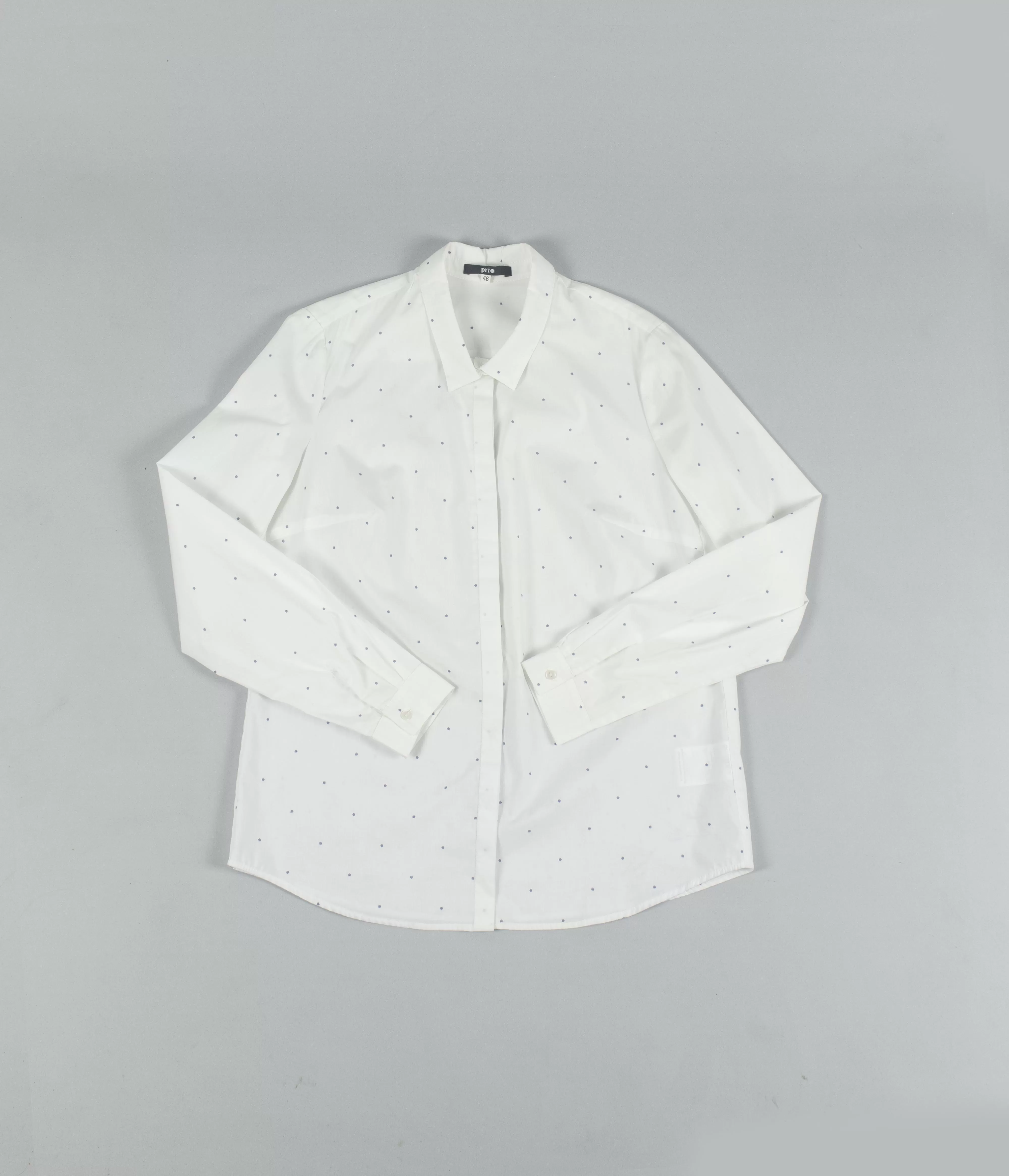 Белая блузка с принтом